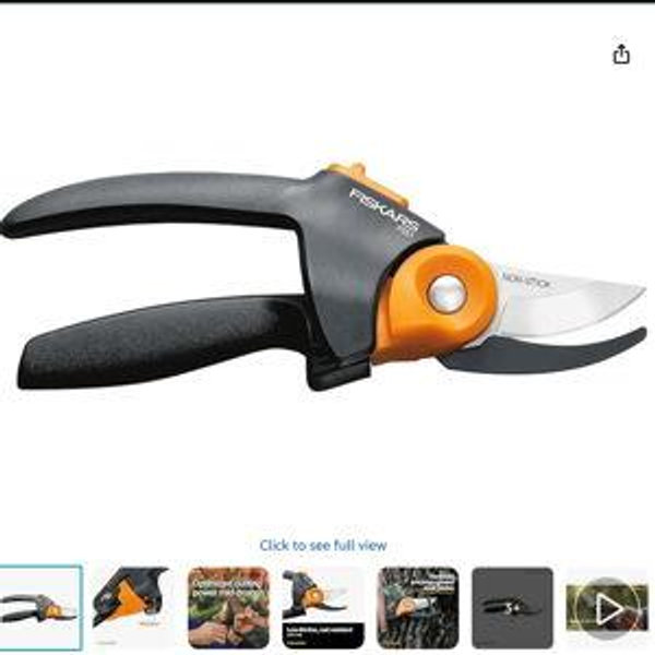 Fiskars PowerGear2 Pruning Shears, Patented Gear Technology & Cam Mechanism Multiplies Leverage, Hardened Steel Bypass Blade, Contoured Rolling Handle Reduces Hand Fatigue, 3/4" Cut Capacity