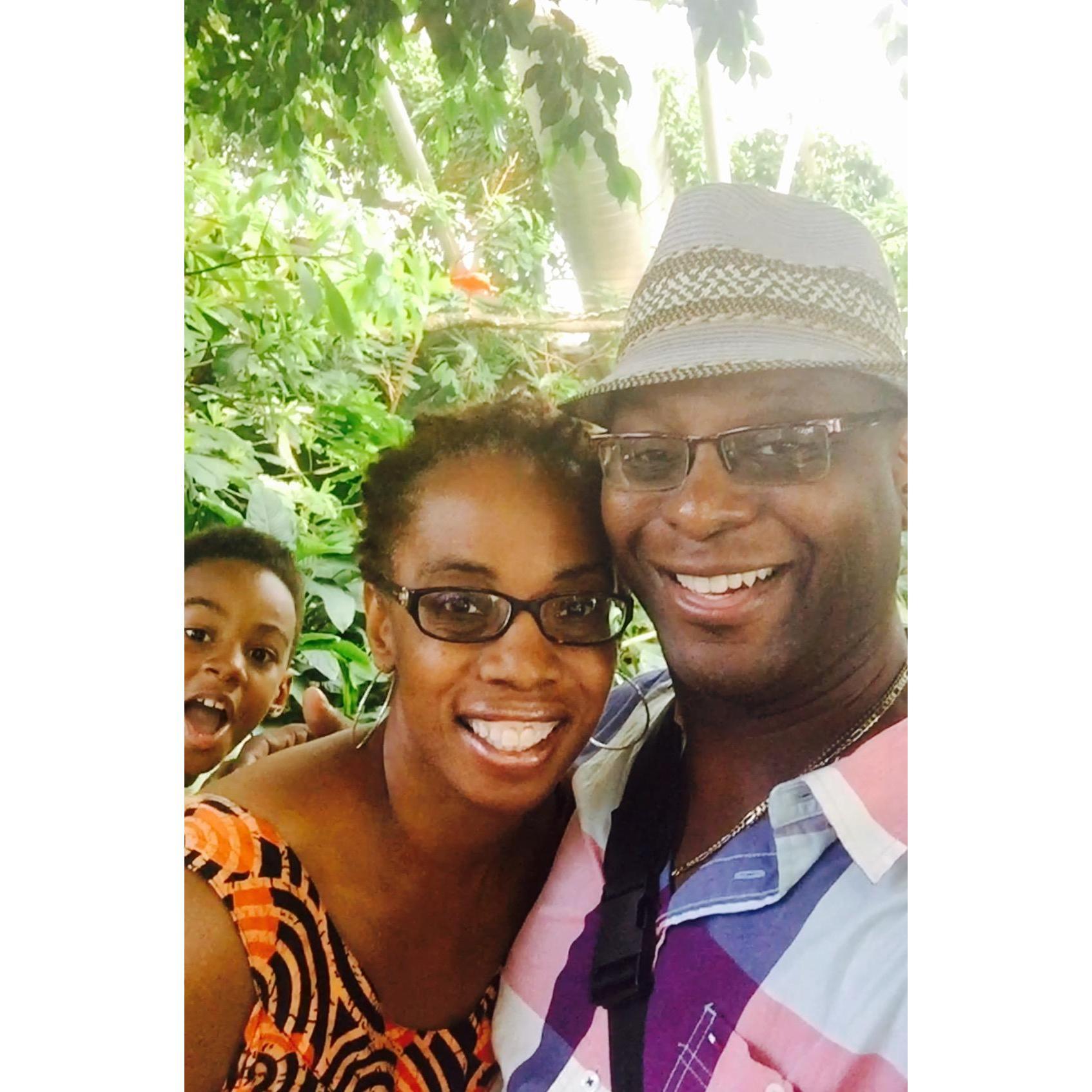 Photo-bomb time!