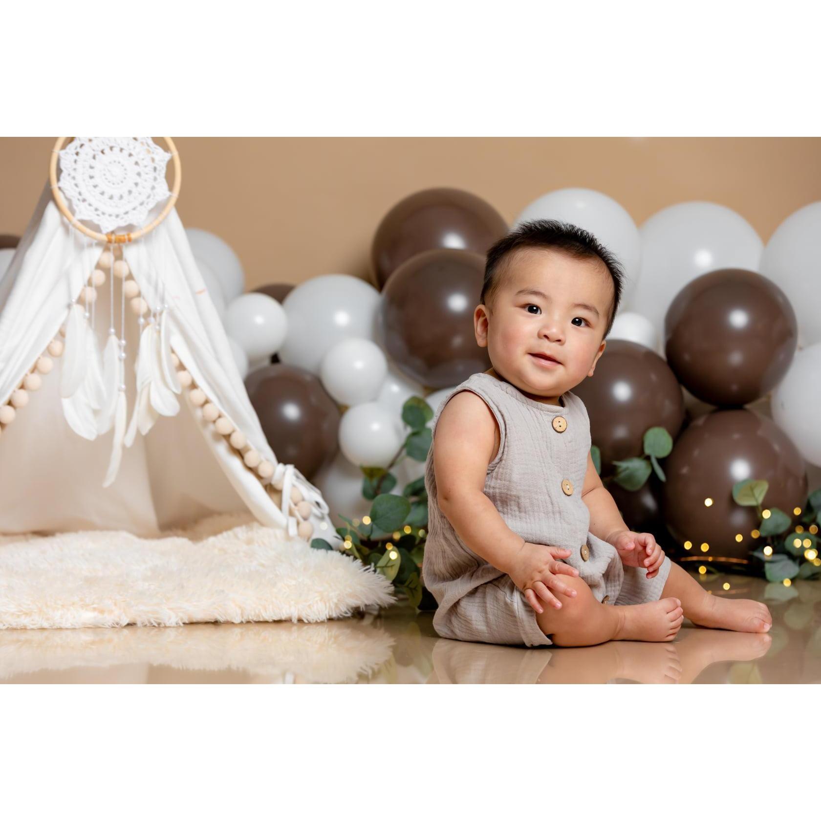 I'm a product of Mommy and Daddy's love. <3
Photography by Olia Luis Photography