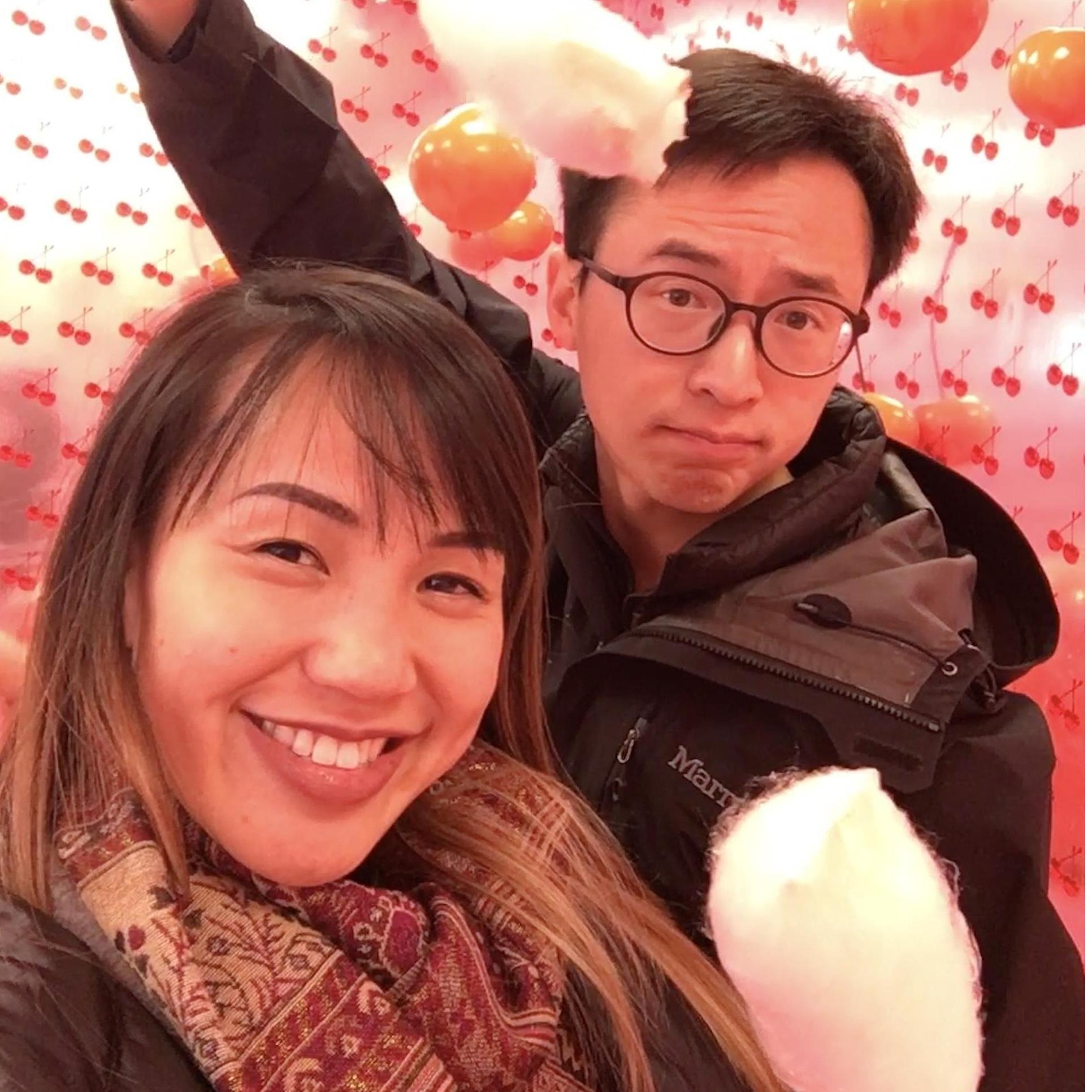 This guy cracks me up so much when he dances and uses the cotton candy as his mic