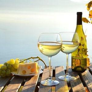 Honeymoon Wine Tasting in Santorini