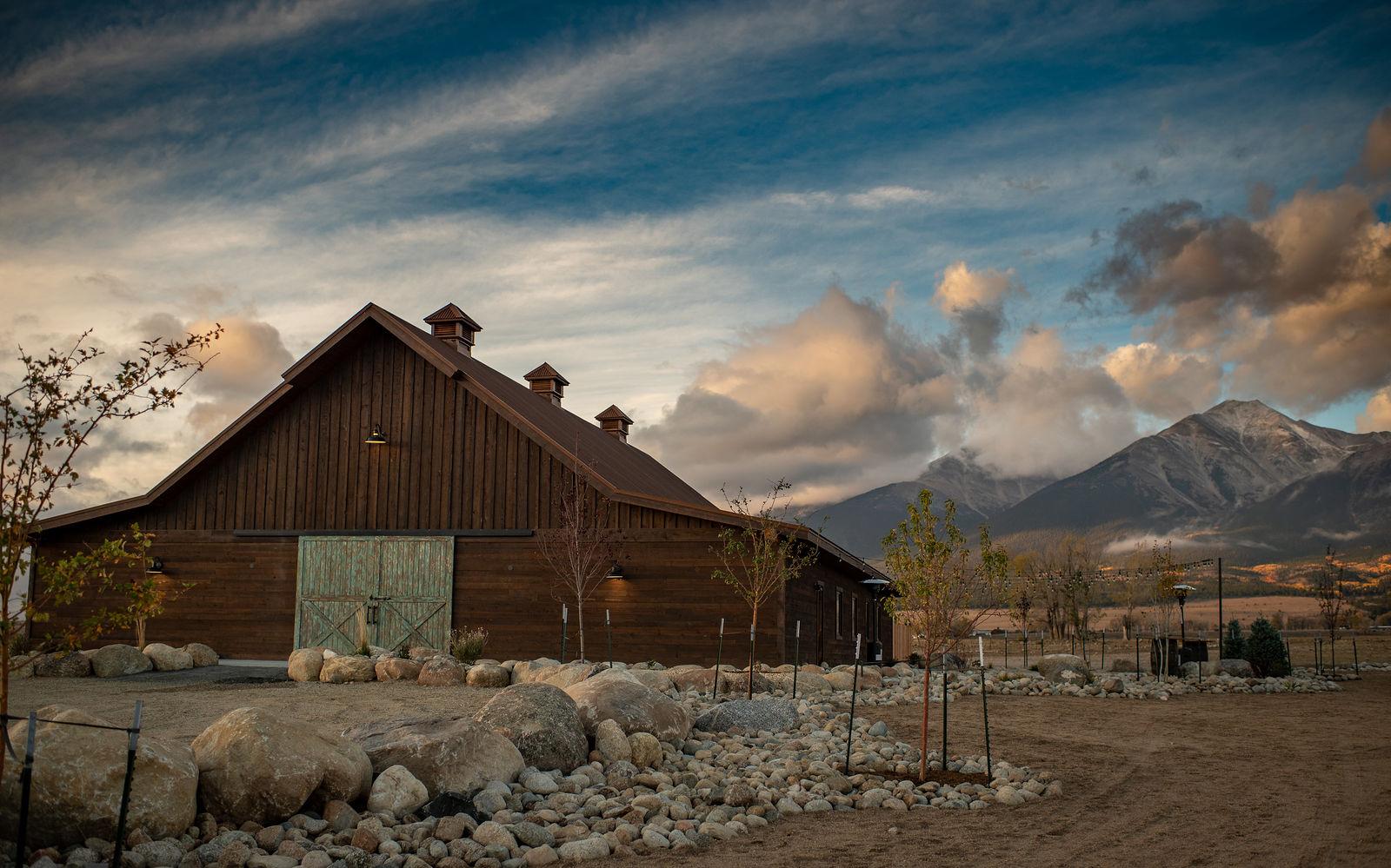 The Wedding Website of Elizabeth Drake and Elan Osterman