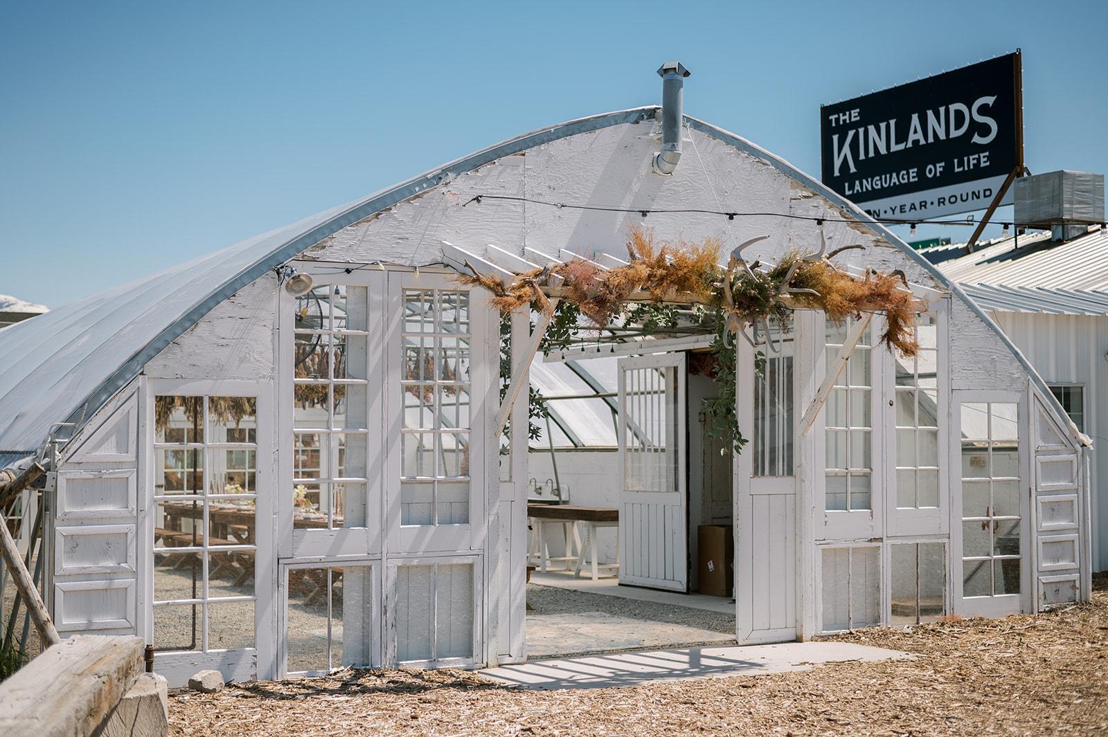 The Wedding Website of Ashley Webb and Anton Gugino