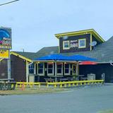 Mama Kwan's Tiki Bar & Grill