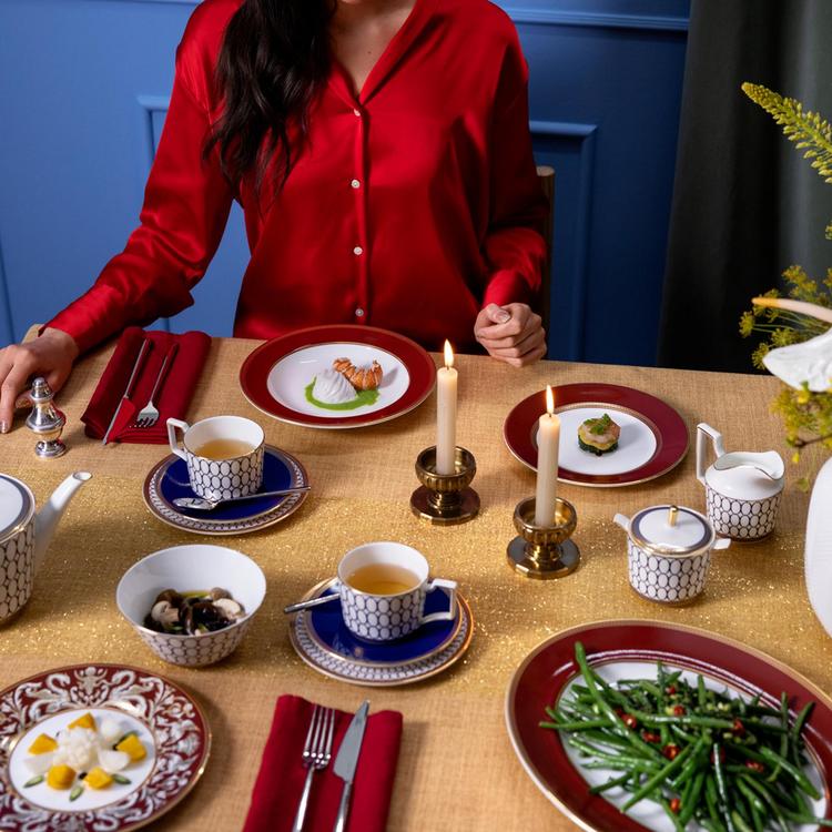Wedgwood, Renaissance Red Accent Salad Plate | Zola