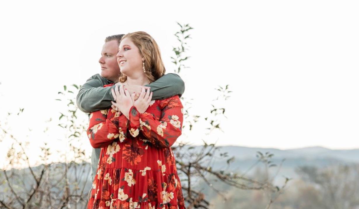 The Wedding Website of Ariana Hofstetter and Christopher Cubbage