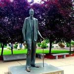 Robert Wadlow Statue