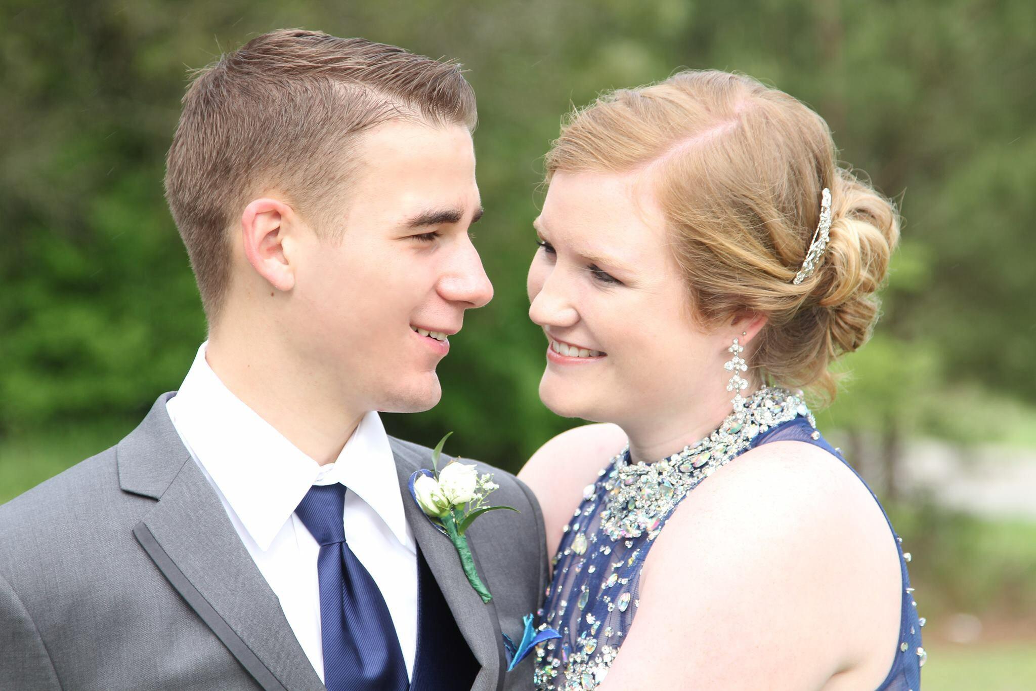 The Wedding Website of Stephanie Drake and Noah Smith