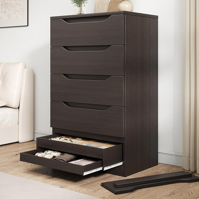 Brown Tall 5 Drawer Dresser for Bedroom with Hidden Storage Design, Large Modern Closet Dressers & Chests of Drawers with Cut-Out Handles, 27.6" L*15.8" W*45.3" H for Bedroom, Living Room, Nursery
