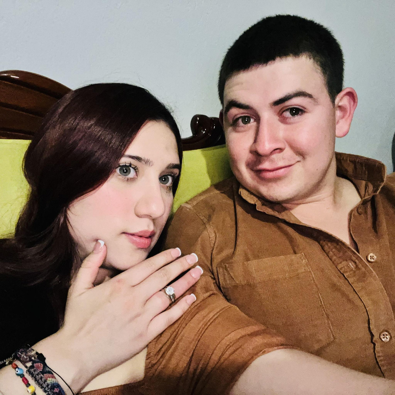 Me da mucha emocion platicarles de este dia ya que este dia quedamos comprometidos, ese mometo que me pregunto quieres casarte conmigo, sin pensar dije que si, y se nos saliron unas lagrimillas por la emocion