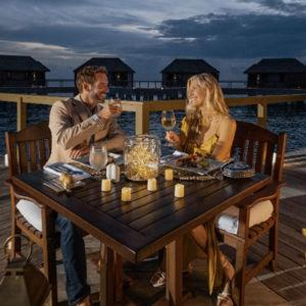Honeymoon Candlelight Dinner