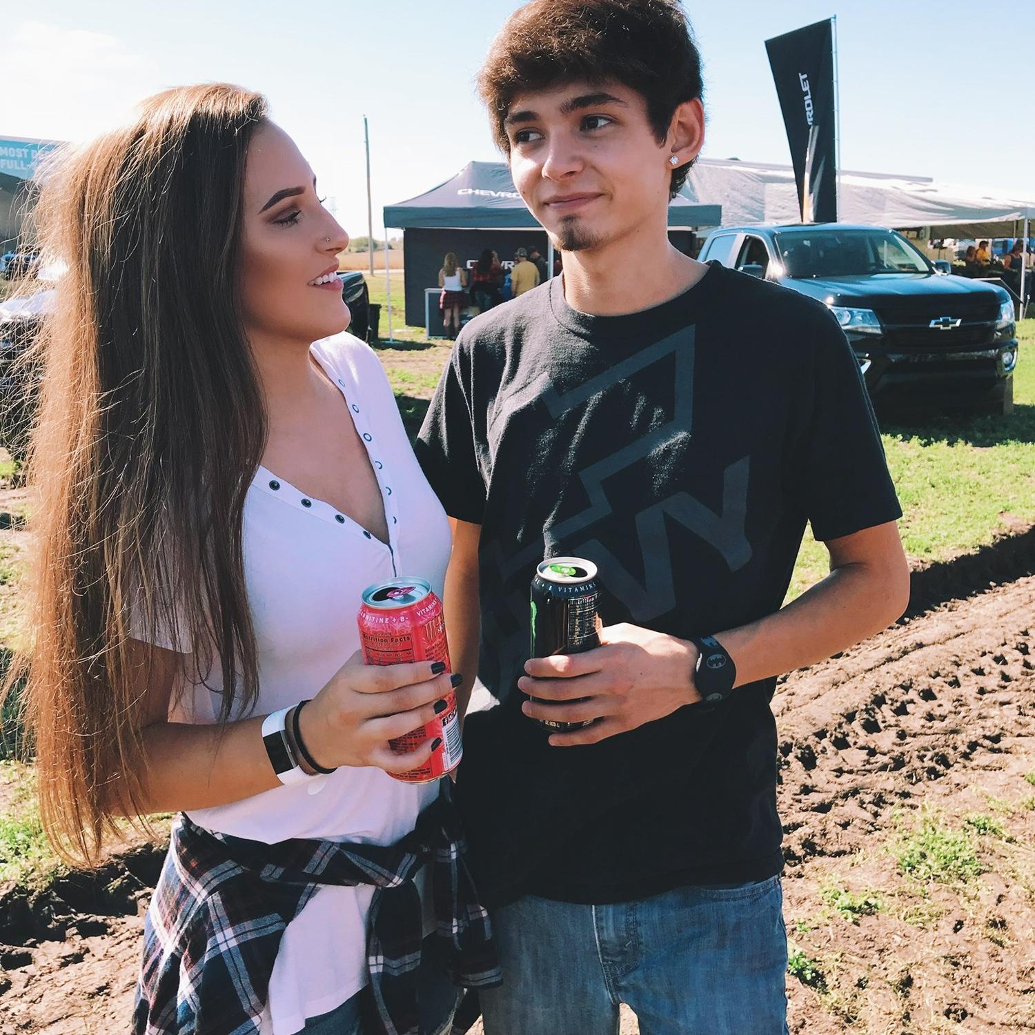 our first concert together, we saw Luke Bryan’s farm tour! 

september 28, 2017