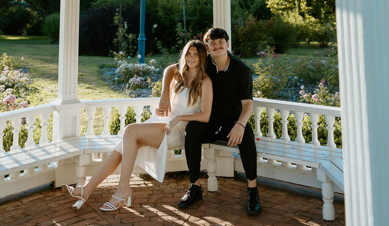 Kiara Martinelli and Kristopher Renshaw's Wedding Website