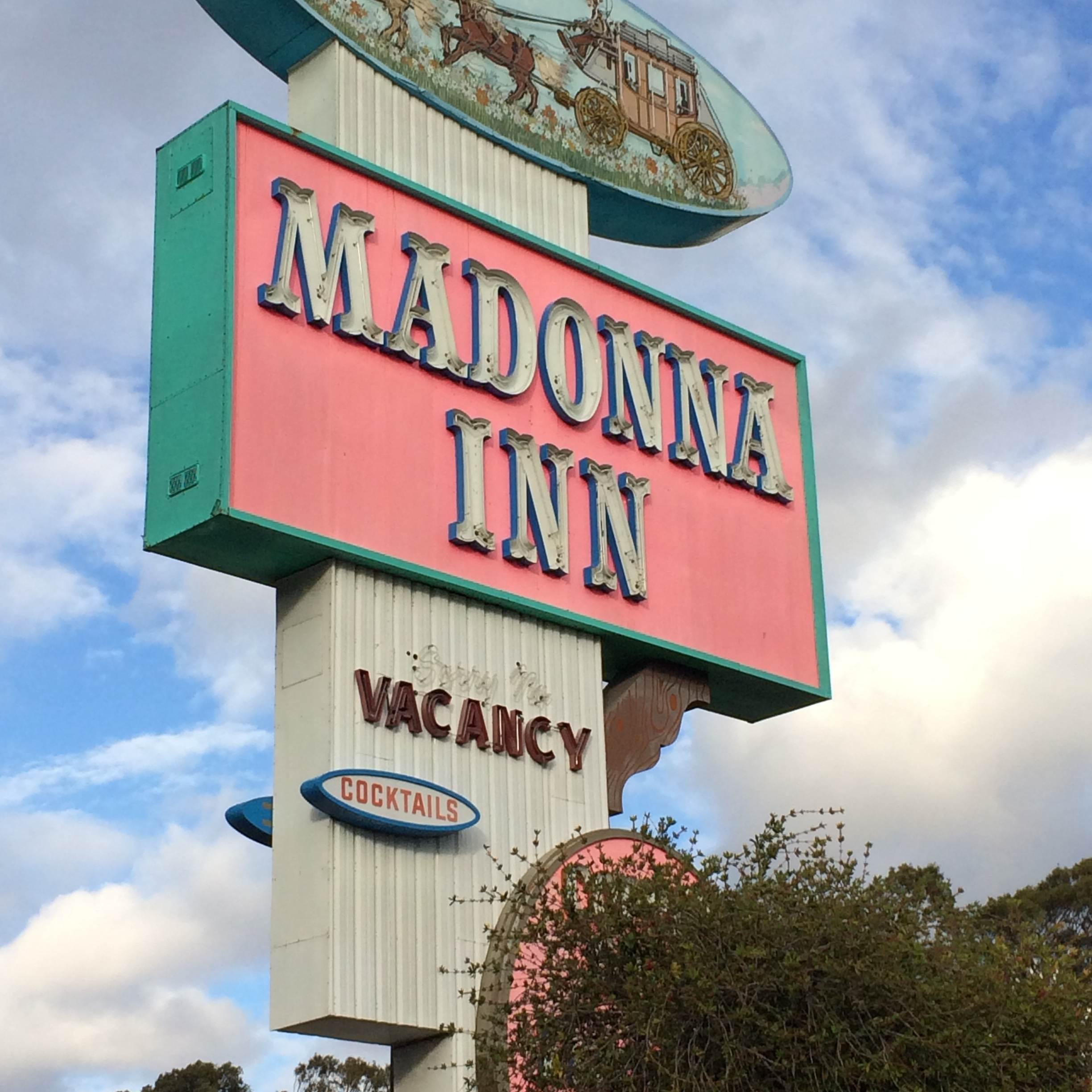ENGAGEMENT Madonna Inn 