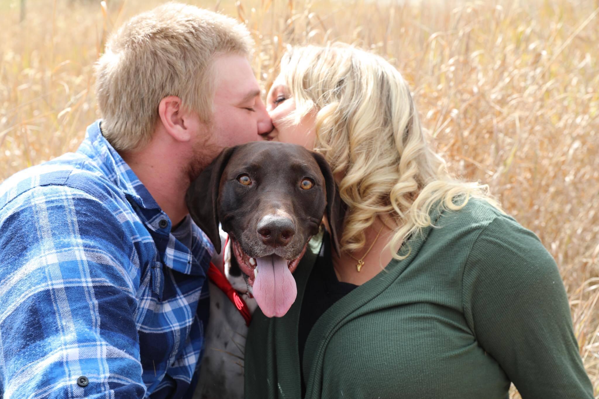 The Wedding Website of Lacie Moffitt and Russell Barnes