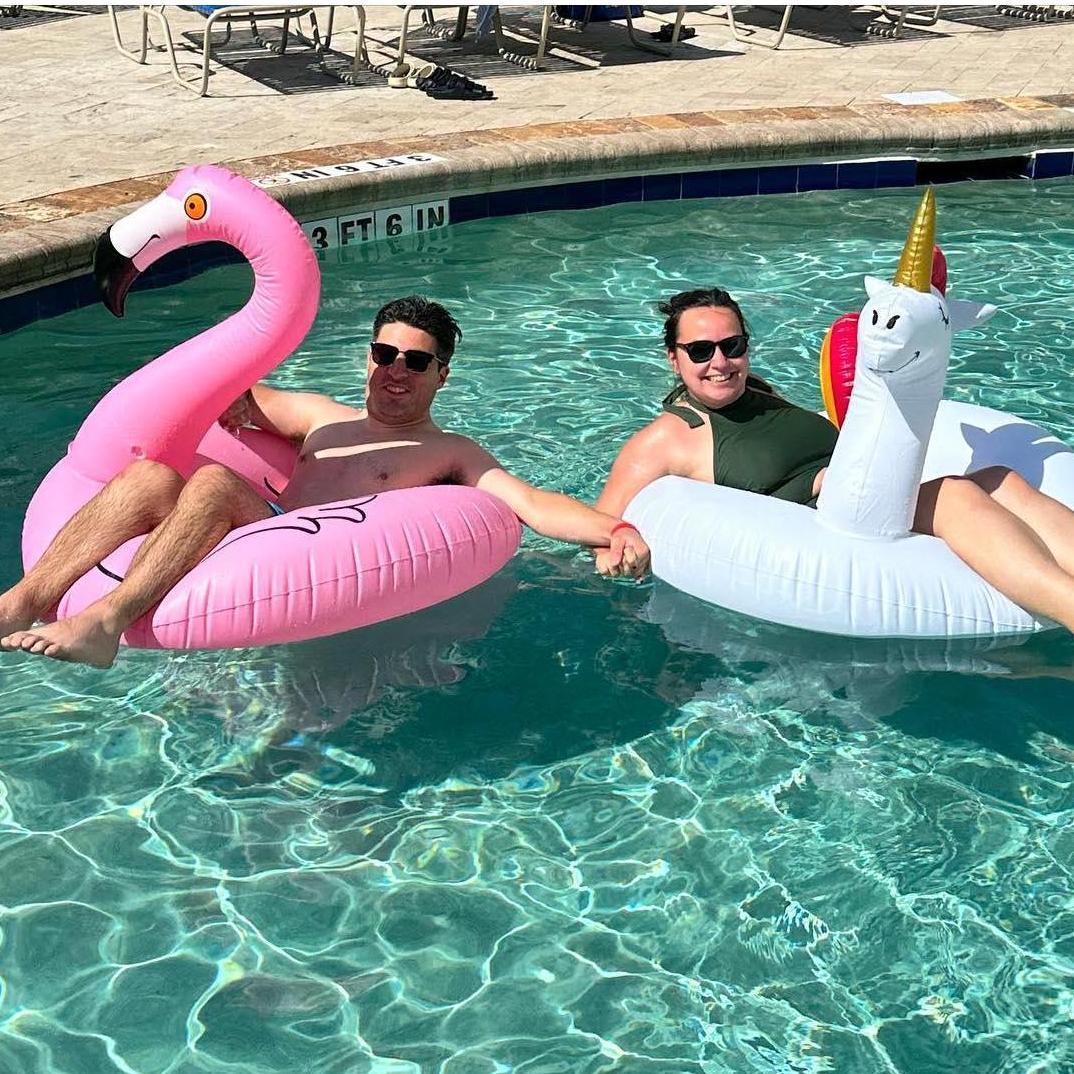 We visited Myrtle Beach, SC with Amanda's family - lots of great pool time with our fancy floaties.☀️⛱️
