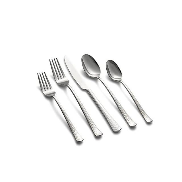 Cambridge Silversmiths Raegan Hammered Mirror 20-Piece Flatware Set
