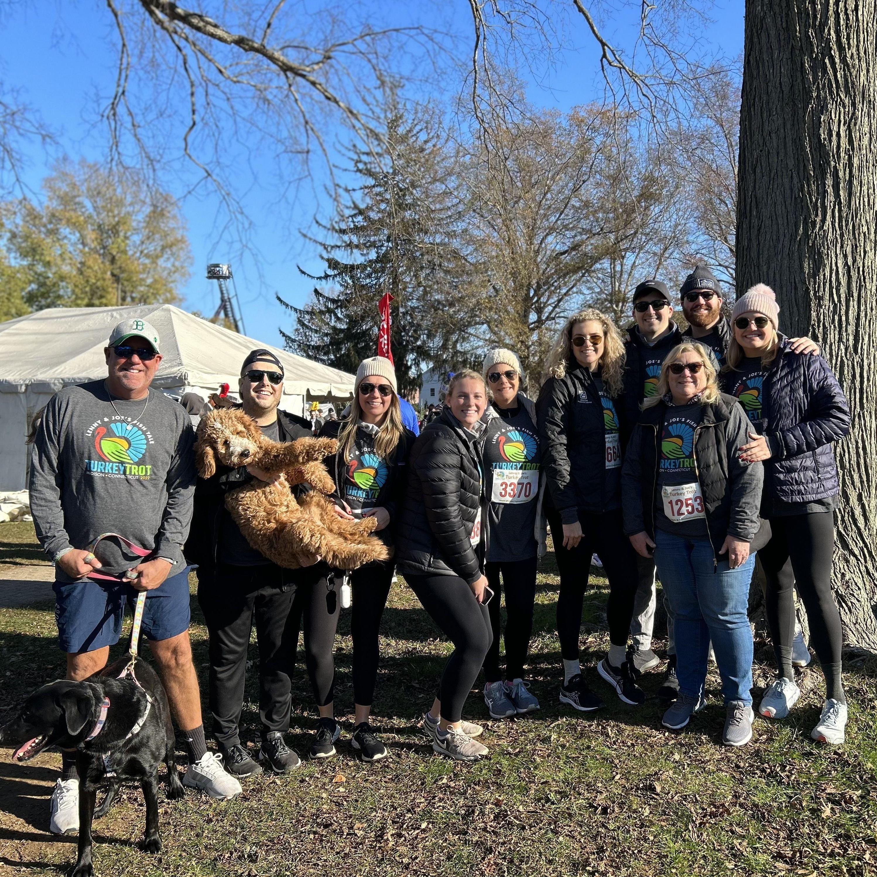 Thanksgiving Day 2022 — The first annual Scott-Erickson family turkey trot