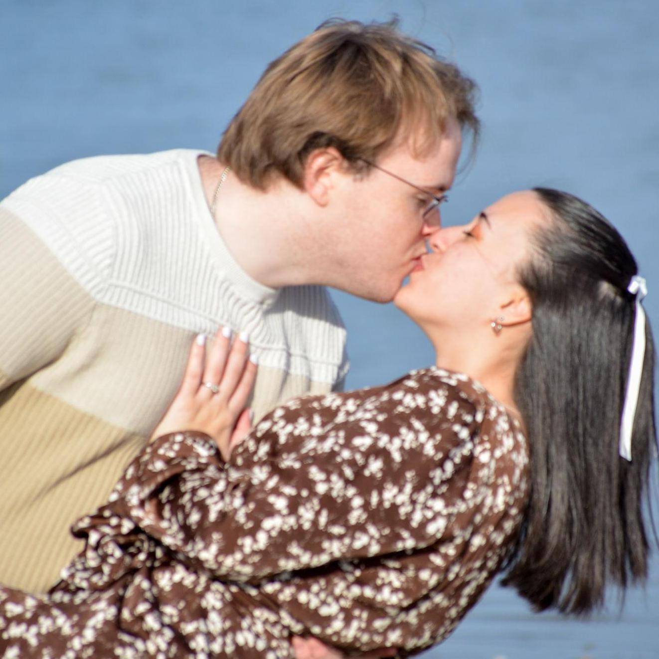 Thank you to Dee for these wonderful engagement photos! Go check out more of her work at @betweenthemomentsphotography on socials or https://betweenthemomentsphotography.pixieset.com
