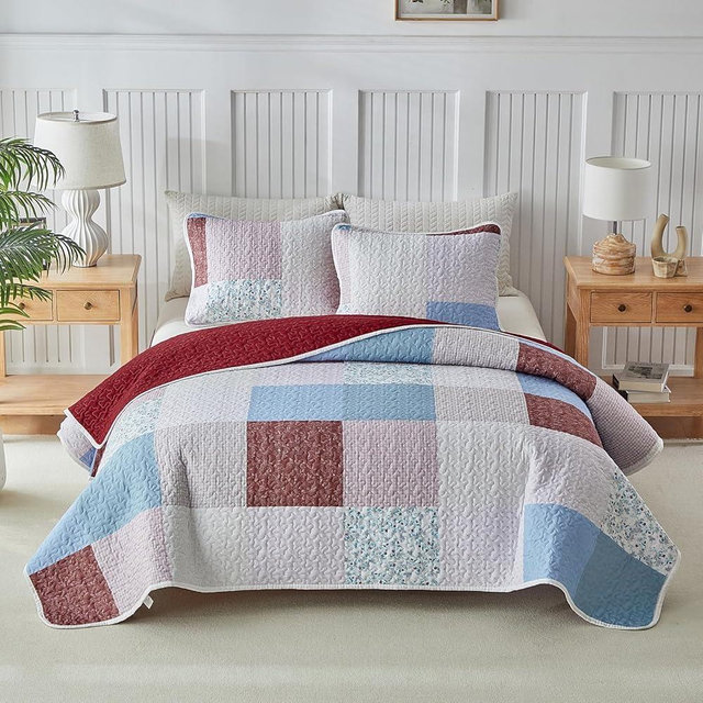 Joyreap 3pcs Floral Quilt Set King, Burgundy Red Botanical Patchwork Grid Design, Lightweight Cozy Bedspread Coverlet for All Season- 102x90 inches