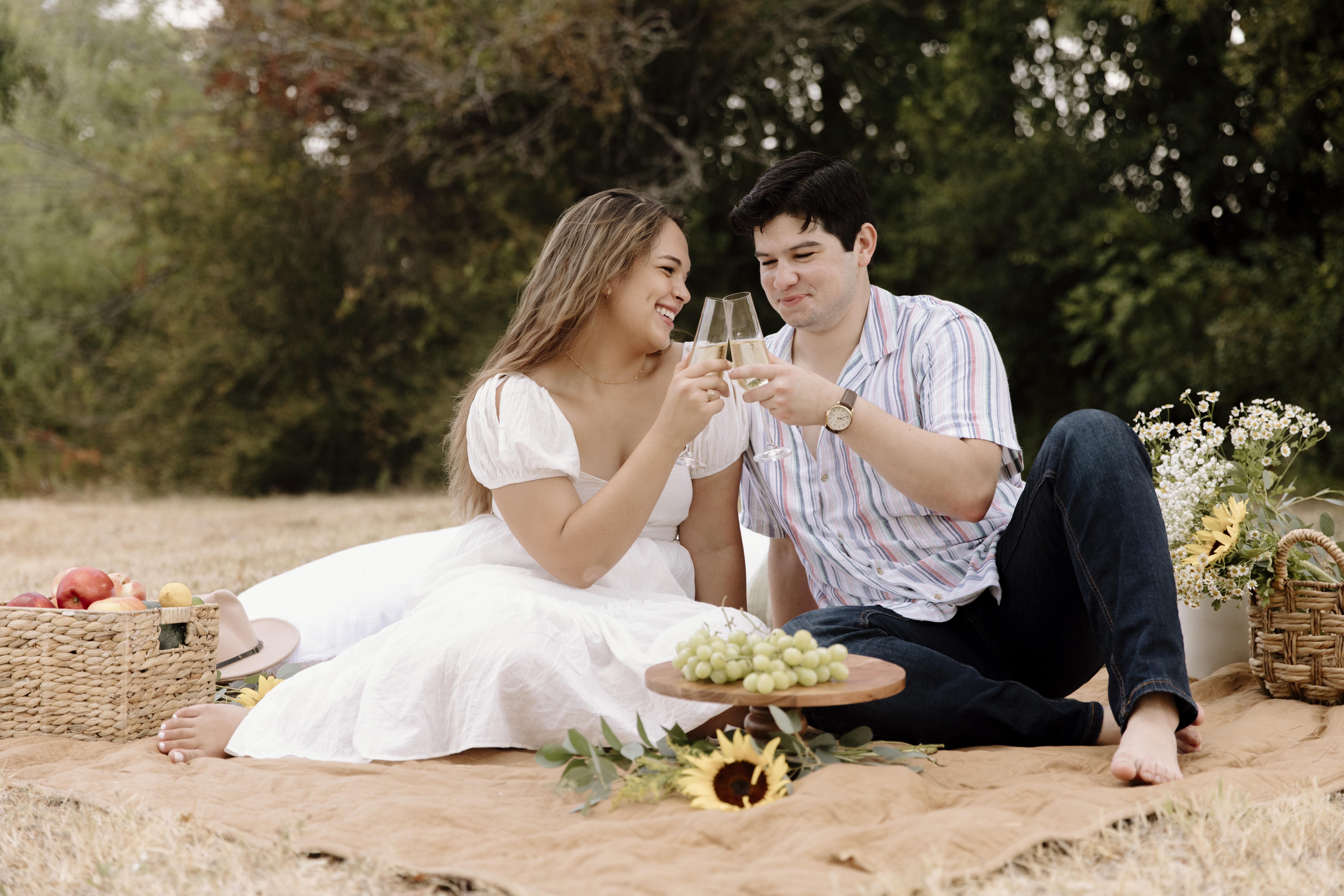 The Wedding Website of Kenzie Oswalt and Michael Leonides