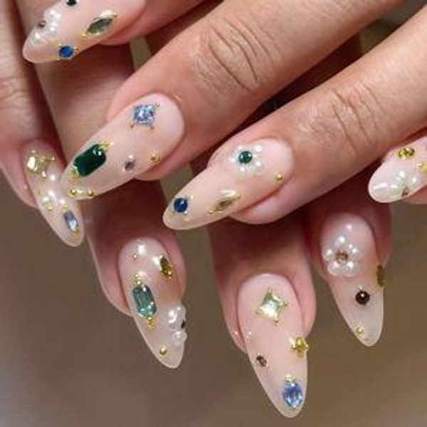 Manicure For The Wedding