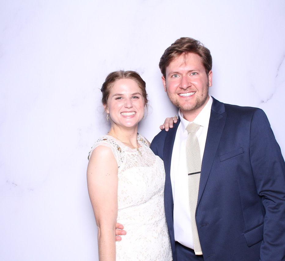 The Wedding Website of Heidi Lykins and Vander Swensen