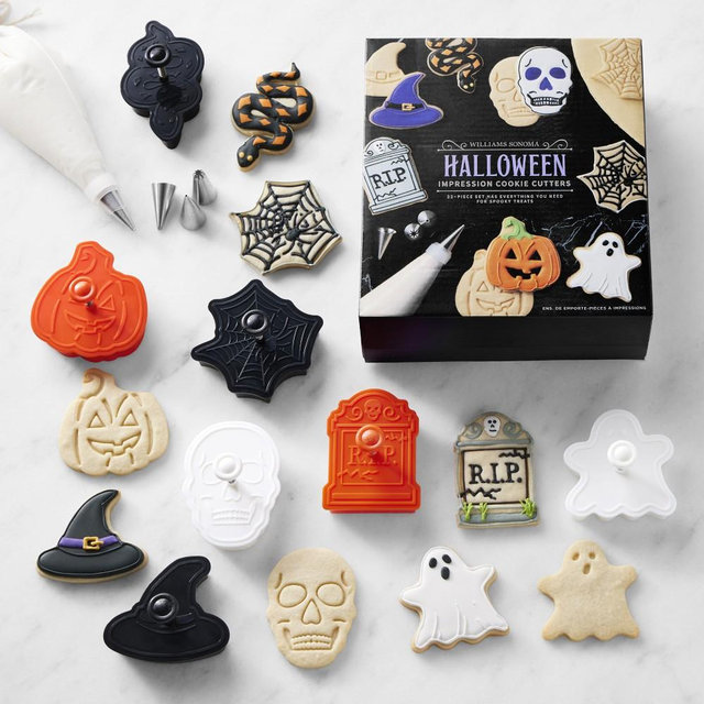 Williams Sonoma Halloween Impression Cookie Cutter, Set of 7