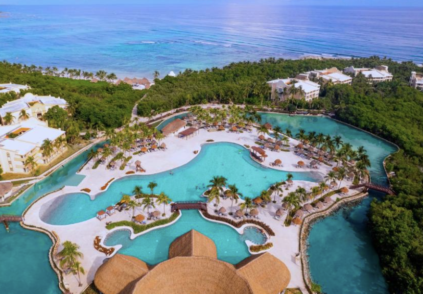 The Wedding Website of Drew Hicks and Hailey Robles-Holmes