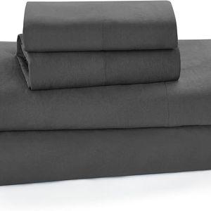 UGG Devon Queen Sheet Set 4-Piece Luxury Ultra Soft Cozy Sheets Deep Pockets Premium Bedding with 2 Pillow Shams Hypoallergenic Machine Washable Soft Lightweight Bed Set for Bedroom, Queen, Charcoal