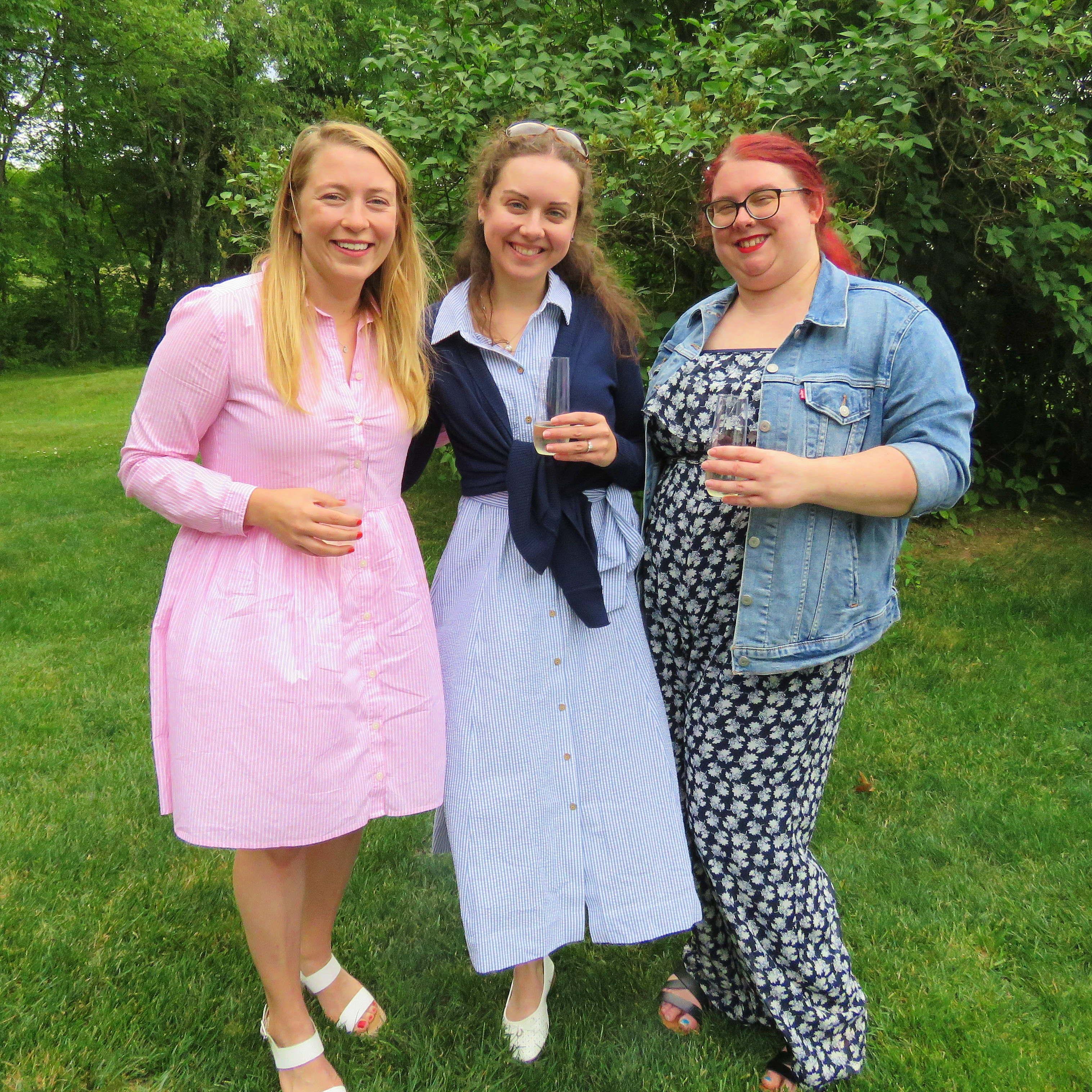 Sara and her wonderful Maids of Honor, Tara and Colleen. Colleen is Sara's cousin and Tara is her friend from Boston College!