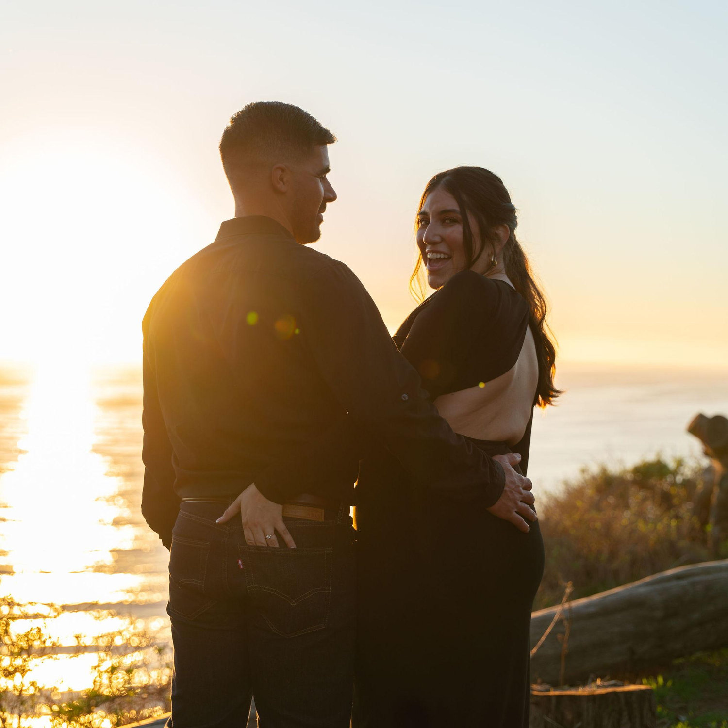 Happily engaged!/¡Felizmente comprometidos!