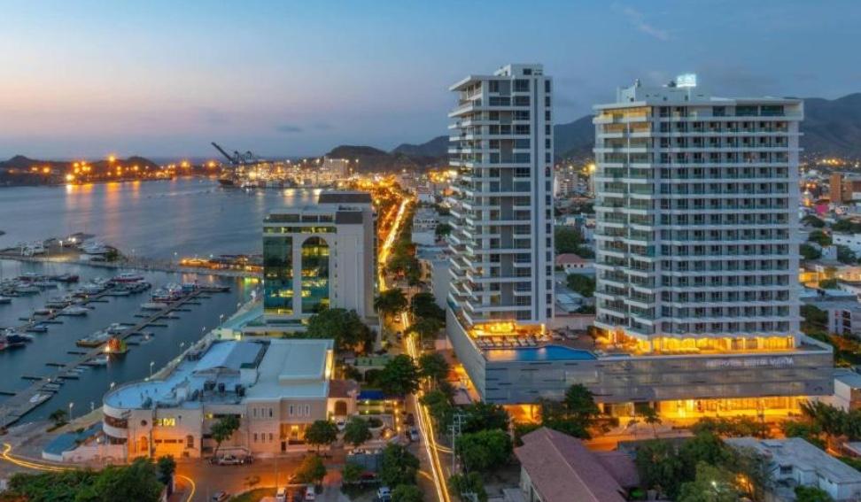 The Wedding Website of Silvana Gutierrez and Blake Tevnan