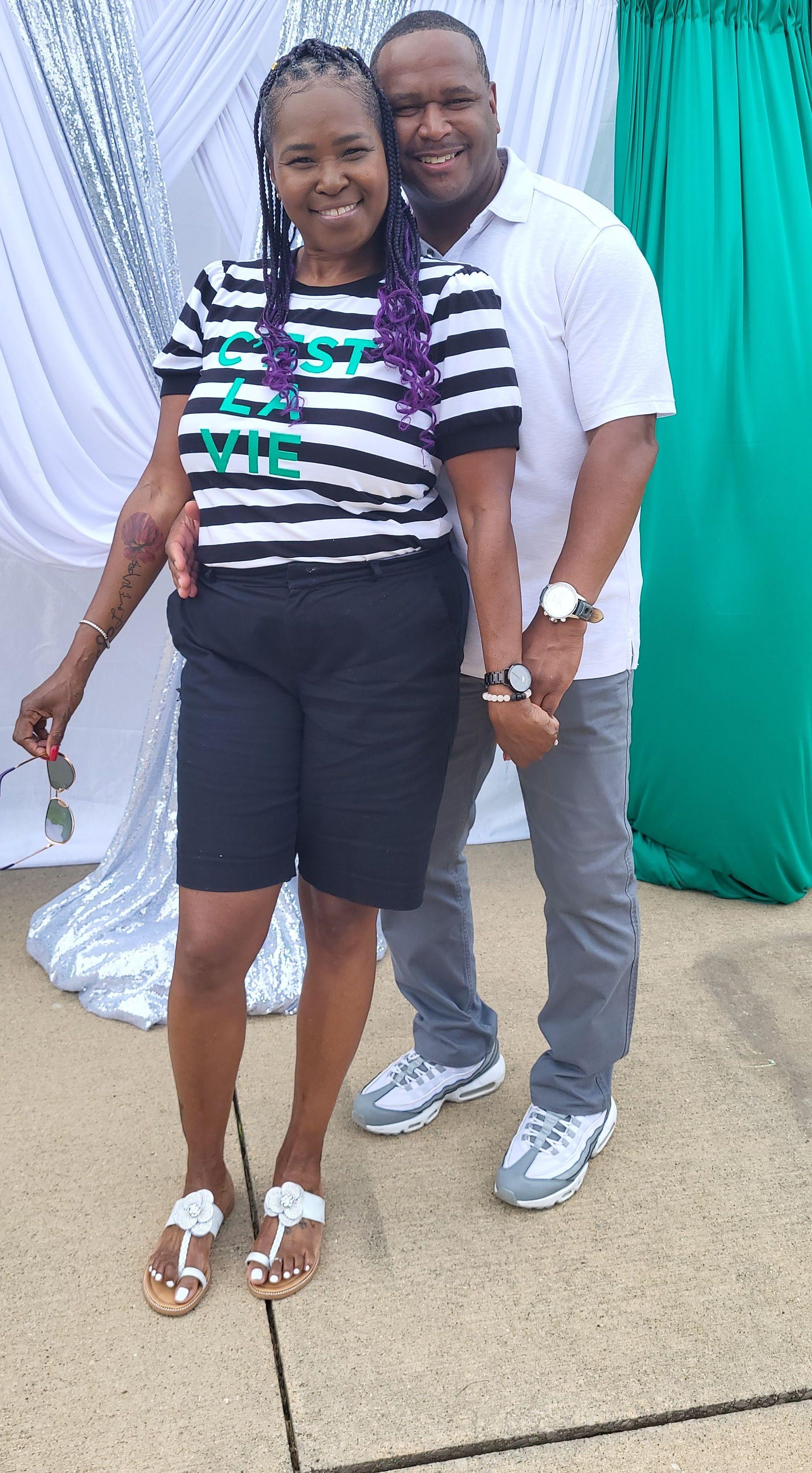 The Wedding Website of KaTania "Kat" Brown and David Shepherd