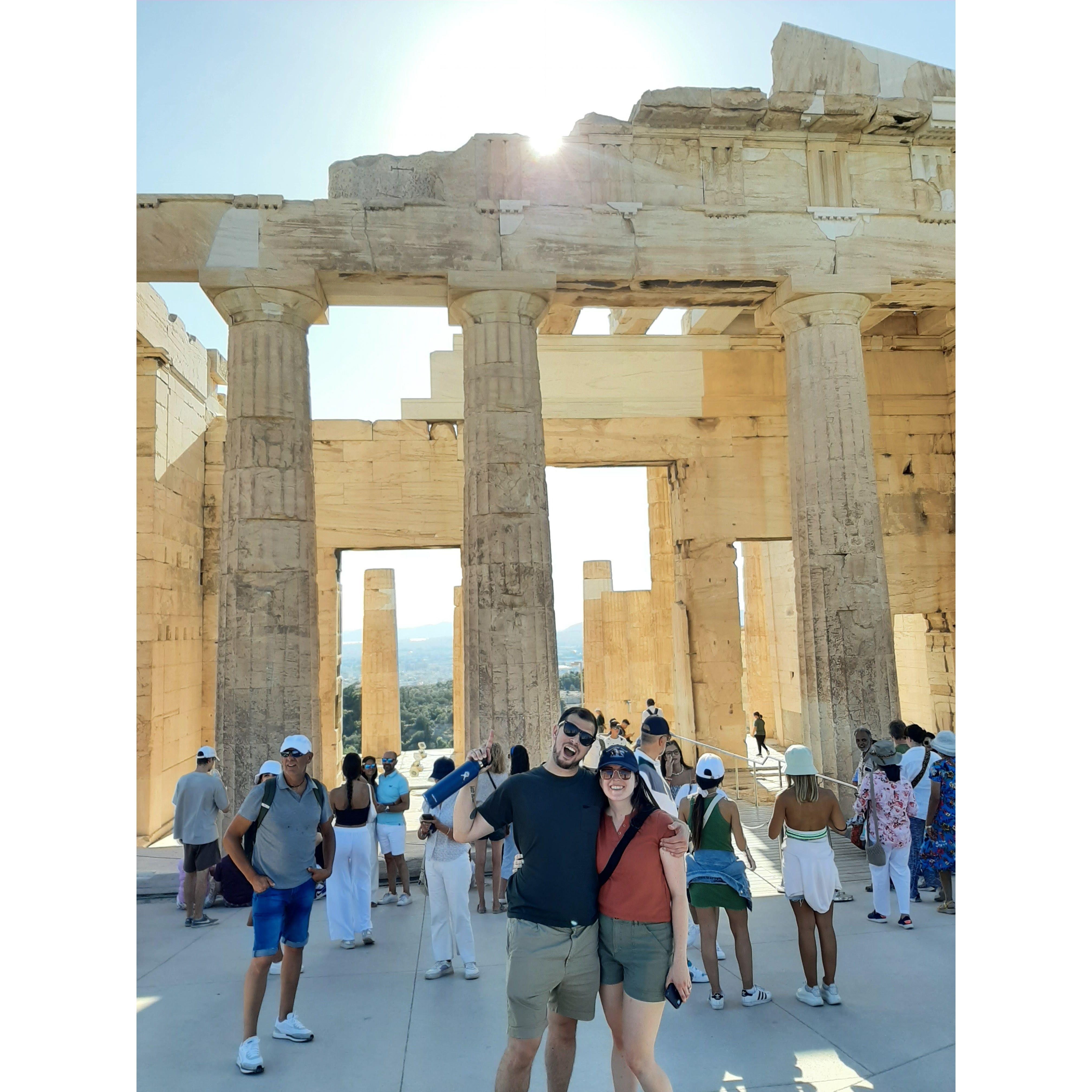 Ahhhcropolis!