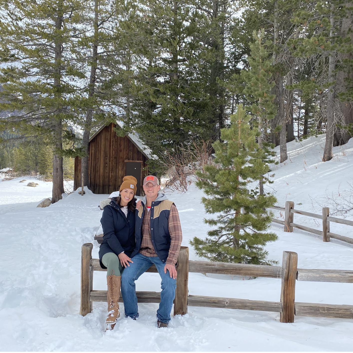 Christmas in Pioneer | December 2020
*Back in the exact location of our engagement in August 2020.