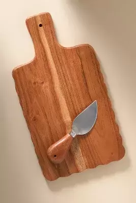 Mini Scalloped Cheese Board & Knife