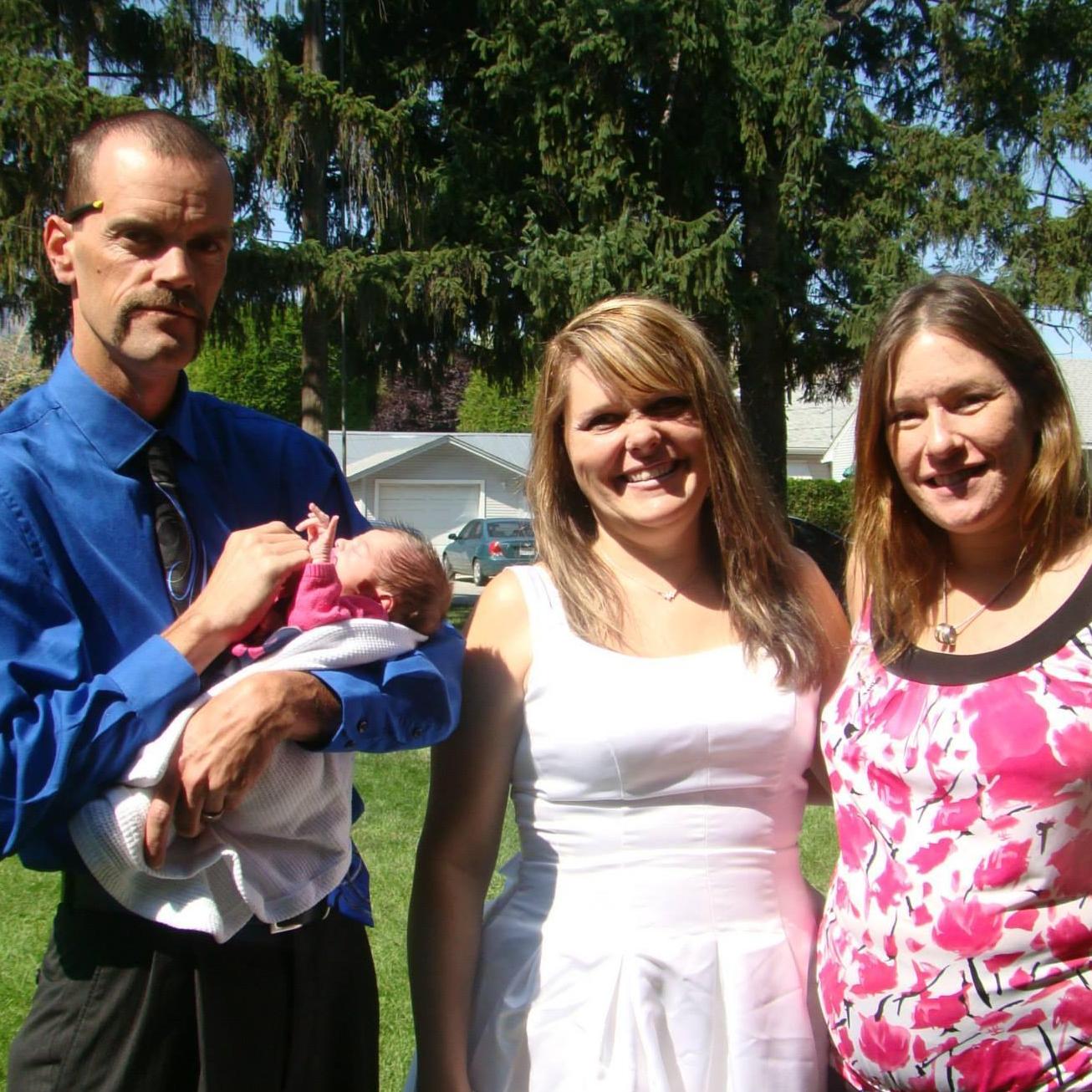 Virginia and Gregs Wedding! Dominos very first outing!