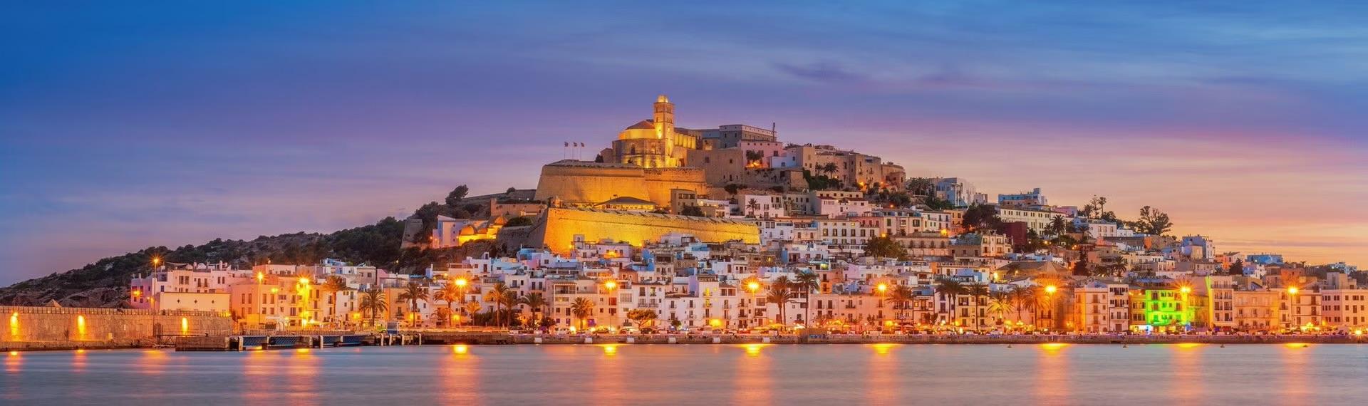 The Wedding Website of Katie Russell and Lewis Hames