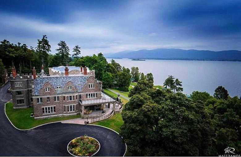 The Wedding Website of Lauren Moccia and Michael Angelo