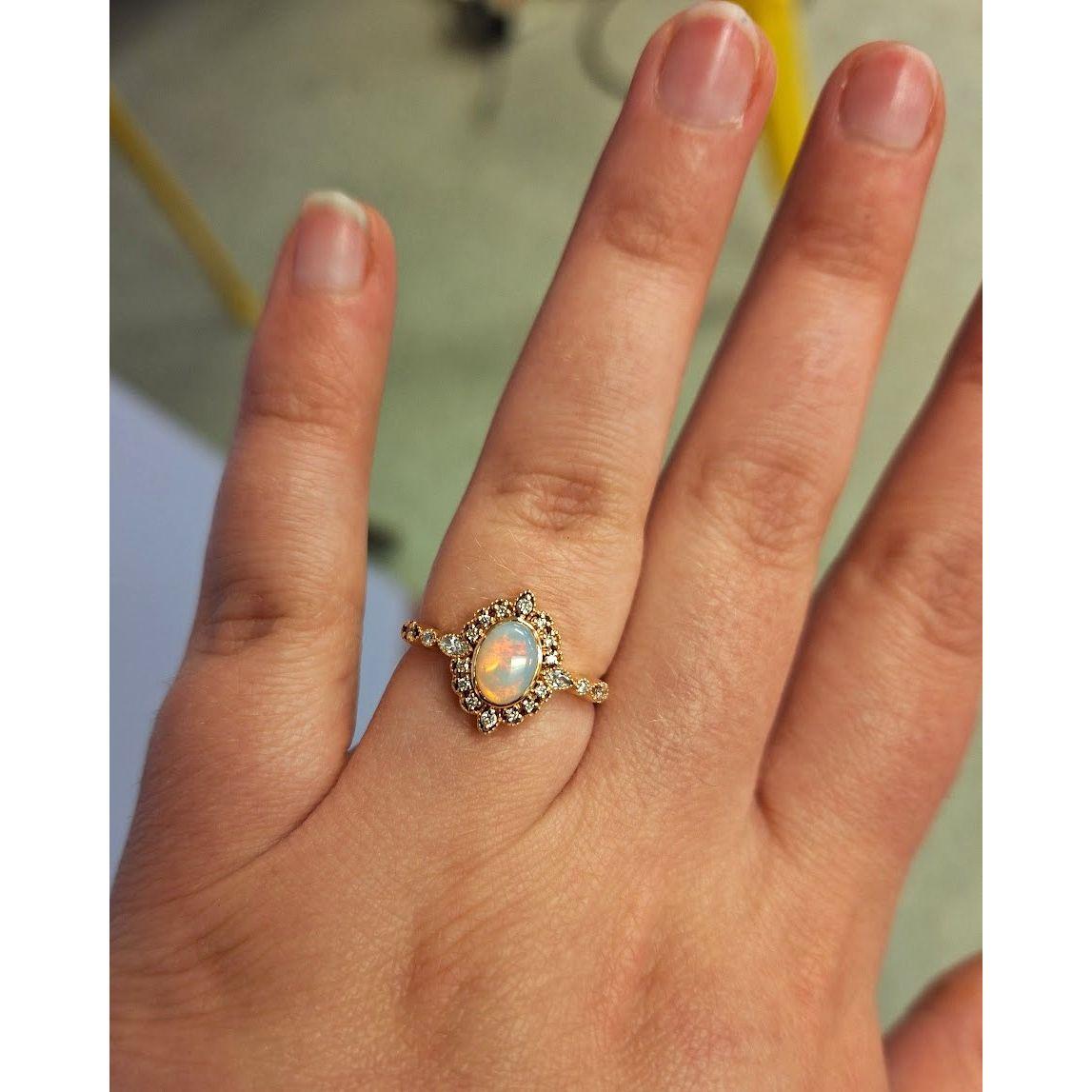 My gorgeous engagement ring!
