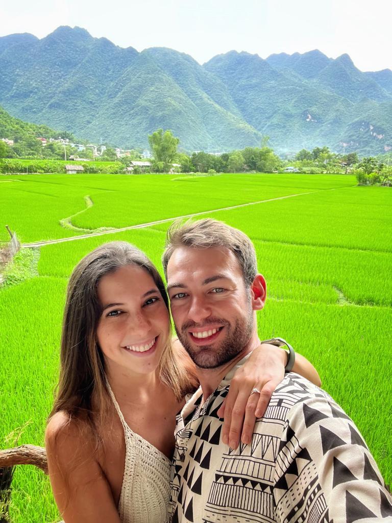 The Wedding Website of Daniela Vasquez and Kontiano Brazhdari