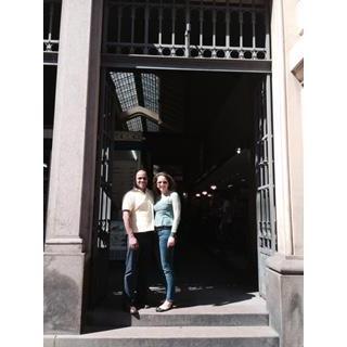 In this trip to Sao Paulo (the city I was born), Jorge met my whole family for the first time.
Nessa viagem para Sao Paulo, jorge conehceu a minah familia inteira.
Primer viaje a S. Paulo.