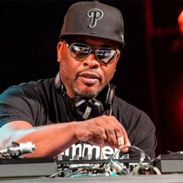 DJ-The heart of the Party!
