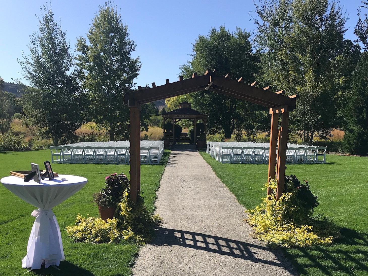 The Wedding Website of Ginger Sickels and Curtis Hain
