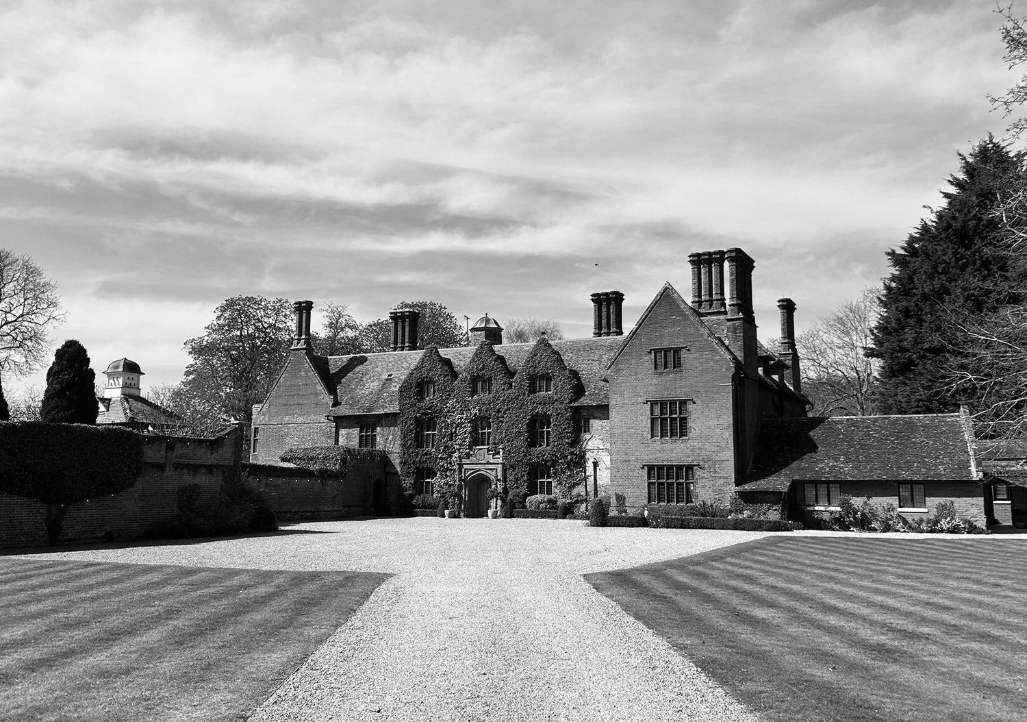 The Wedding Website of Eleanor Martin and Joshua Palmer
