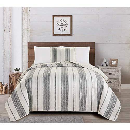 Great Bay Home Modern Bedspread King Size Quilt with 2 Shams. Modern 3-Piece Reversible All Season Quilt Set. Black and White Quilt Coverlet Bed Set. Wesley Collection.