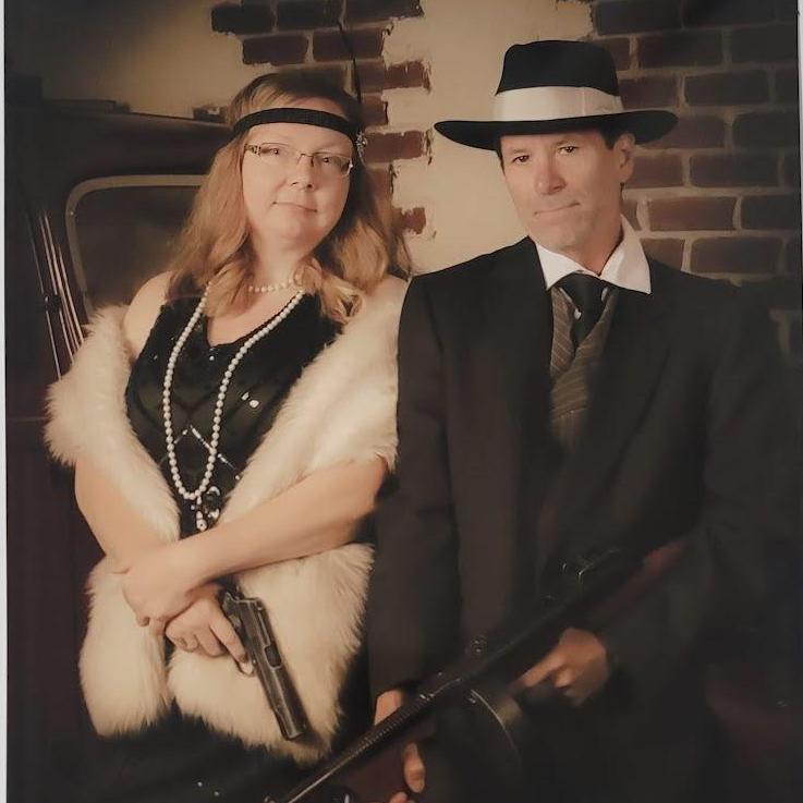 Bonnie & Clyde in Gatlinburg