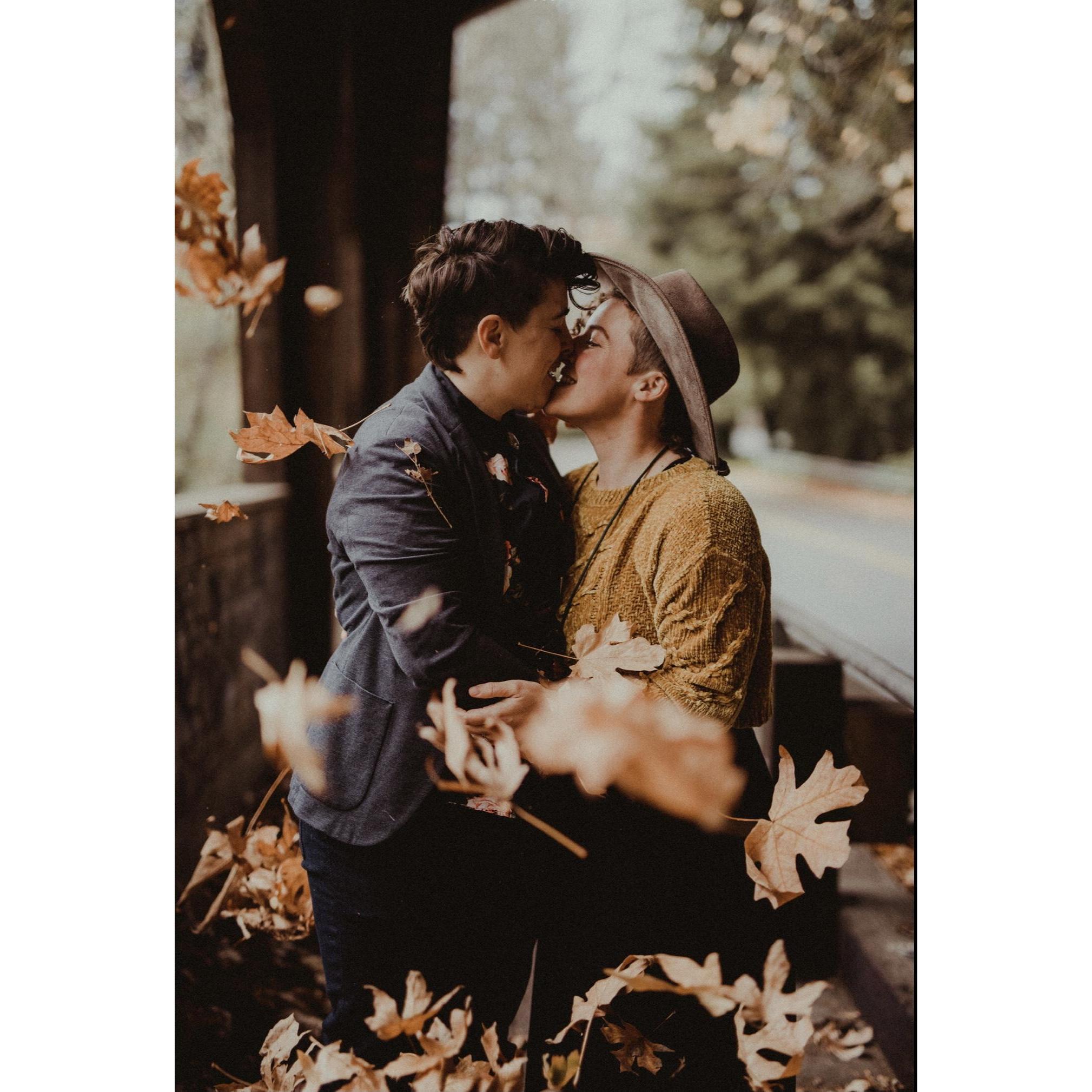 Engagement photos by Anna Caitlin Photography
