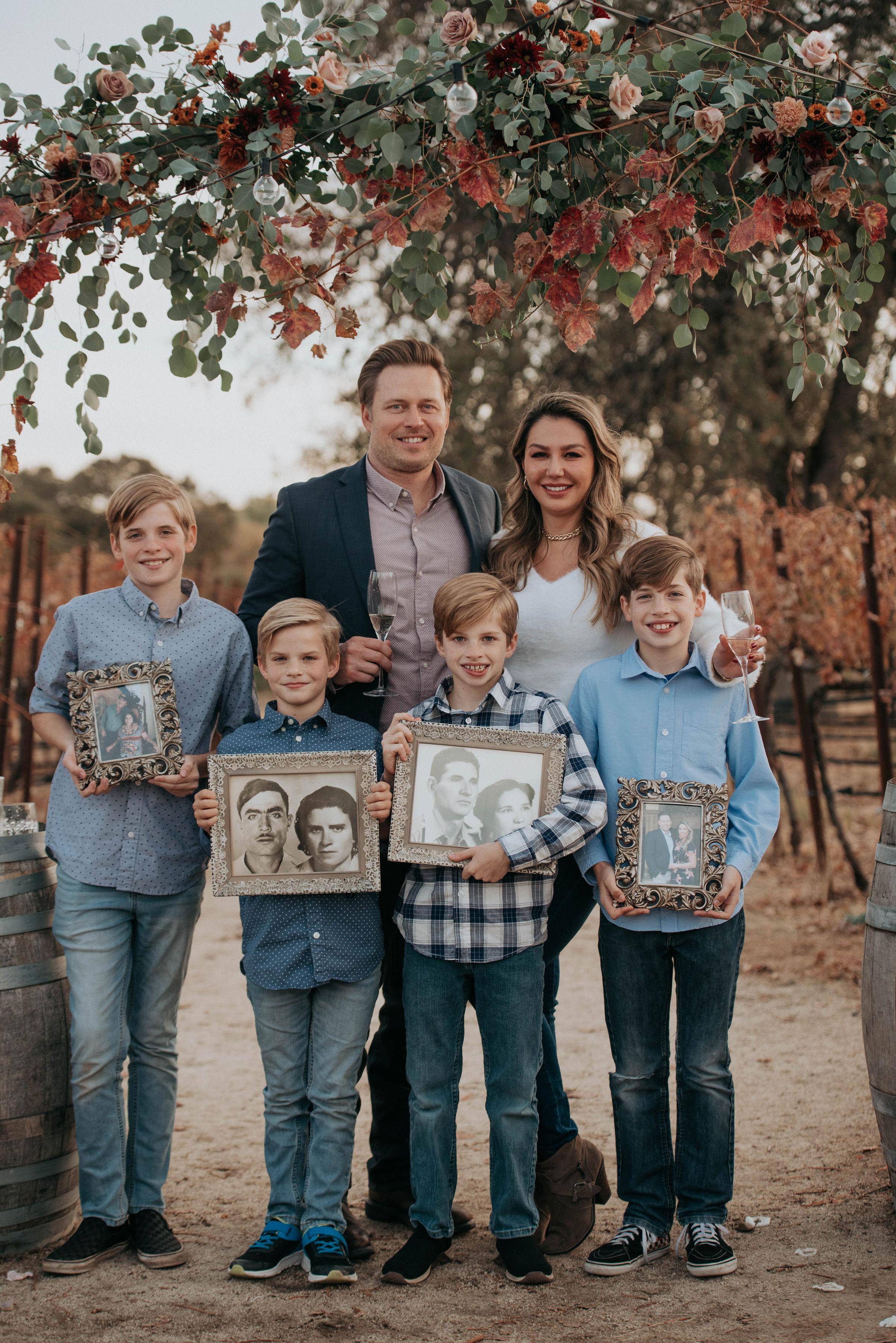 The Wedding Website of Veronica Espindola and Sean Cullen